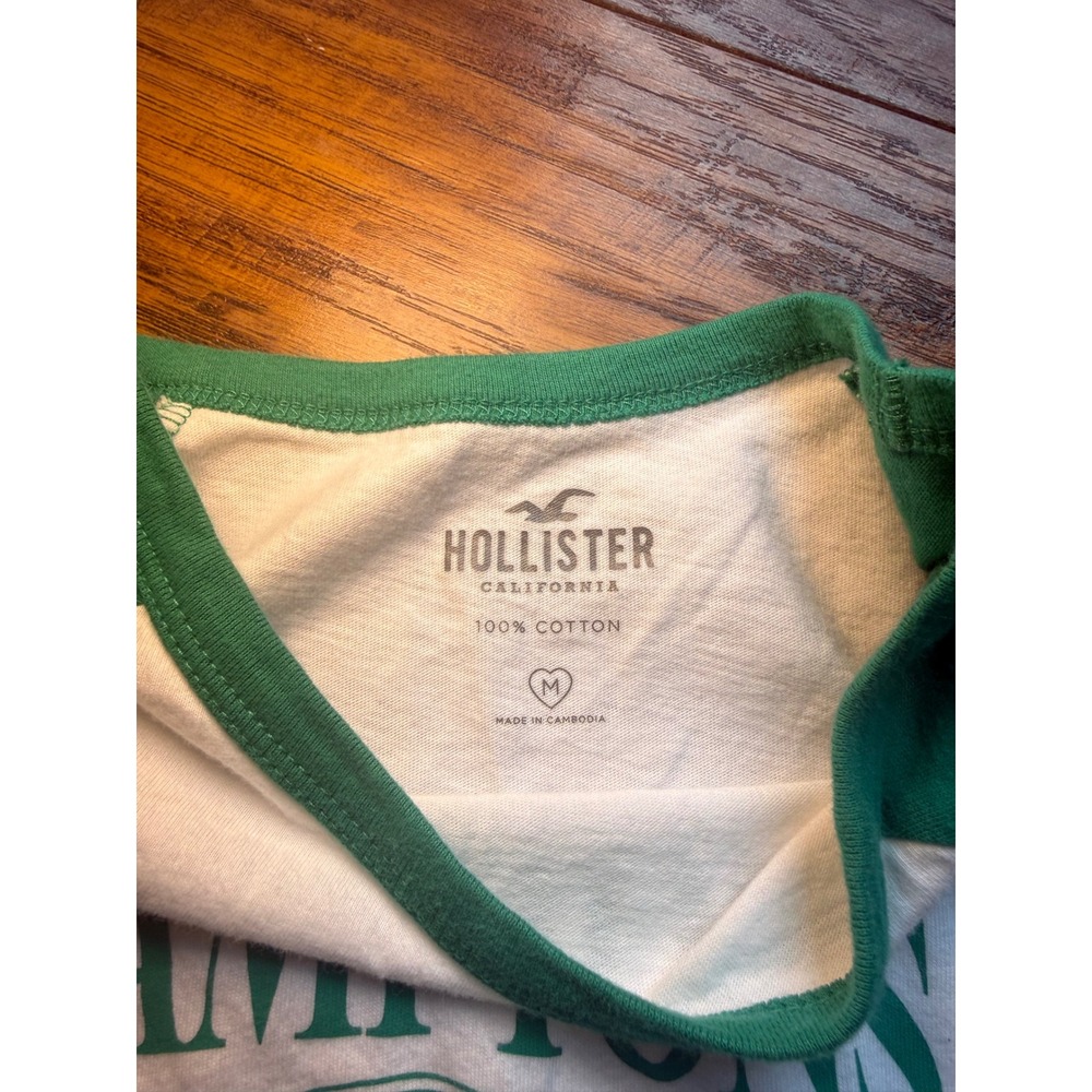 Hollister Womens M Hamptons Graphic Crop Baby Tee Raglan Green White Y2K - Picture 3 of 3
